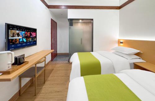 Fenghuang Hotel | Phoenix Haven