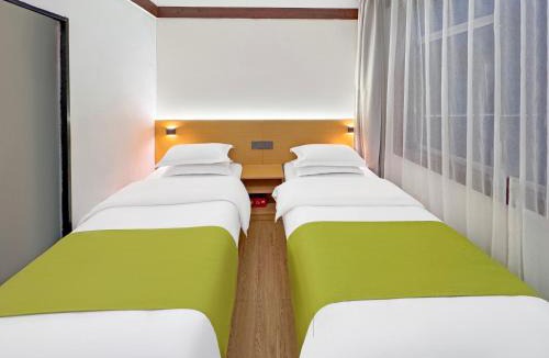 Fenghuang Hotel | Phoenix Haven
