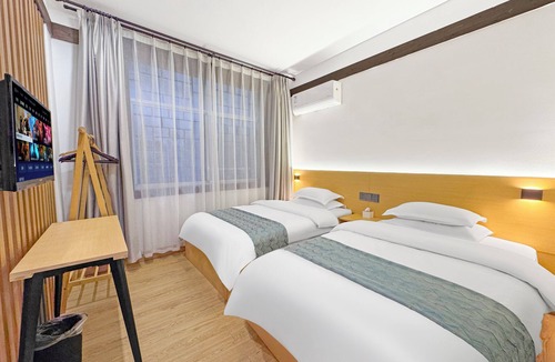 Fenghuang Hotel | Phoenix Haven