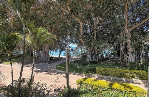 Picnic Bay Apartment | Picnic Bay Apt Unit 4