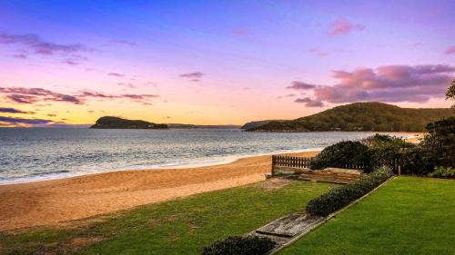 Pearl Beach House | PIHI Beachfront , Pearl Beach, 5beds, 5 bathrooms