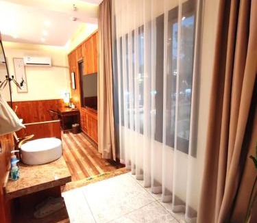 Suzhou Old Town House | Pillow Window & Listen to Rain Hotel Museum Branch Pingjiang Road, Suzhou