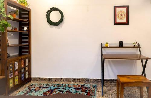 Gomti Nagar Apartment | Pink Bramda