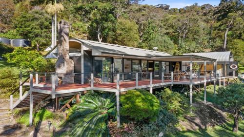 Coasters Retreat House | Pittwater Waterfront Retreat Ferry or Water Access