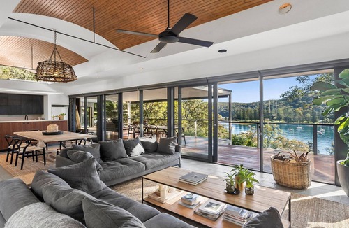 Coasters Retreat House | Pittwater Waterfront Retreat Ferry or Water Access
