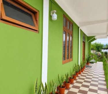Along House | PNG Homestay