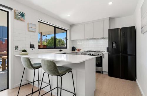 Sanctuary Point House | Pool Side Point Oasis by Book Jervis Bay - Plunge Pool