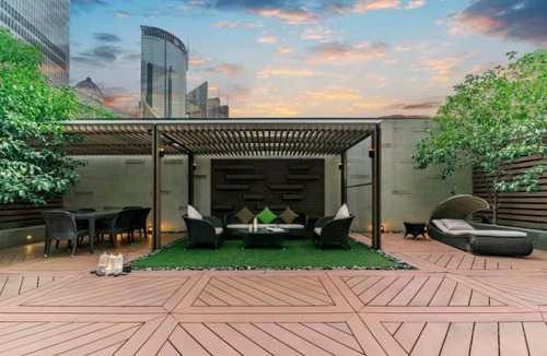 Lujiazui Apartment | Premier 2 Bedroom Apartment at at Huaihai Road Huangpu Shanghai
