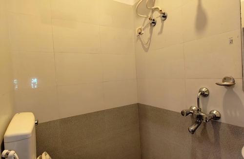 Charbagh Hotel | Premium Hotel G.S Palace Lucknow