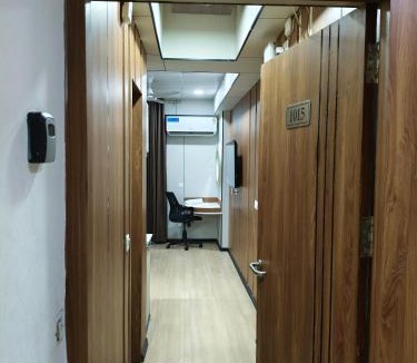 Gomti Nagar Apartment | Premium