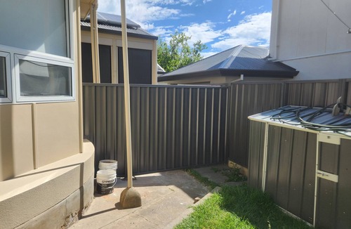 Marino Apartment | Private accessible, renovated studio just 700m from Seacliff beach.
