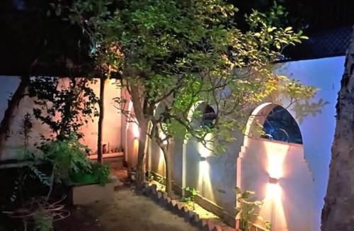 Indira Nagar House | Private Cozy Stay in a Bungalow !
