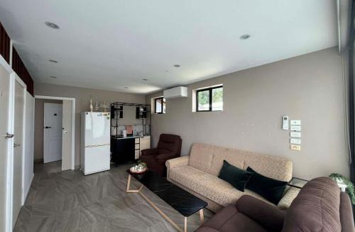 Brighton-le-Sands Apartment | Private Granny Flat 3BR near Airport and Popular Beach
