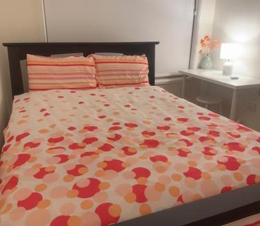 Elderslie House | Private Rm6in Elderslie