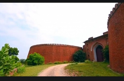Jalesar Resort | Private room ∙ 2 guests