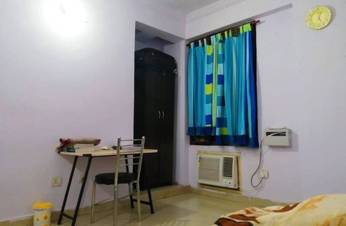Hazratganj Resort | Private room ∙ 2 guests