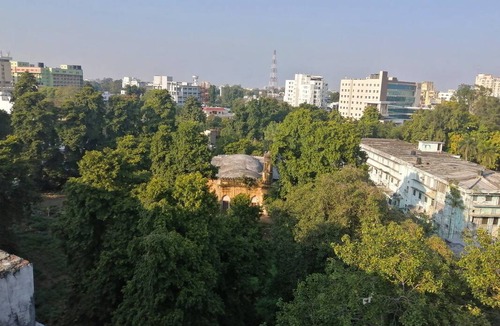 Hazratganj Resort | Private room ∙ 2 guests