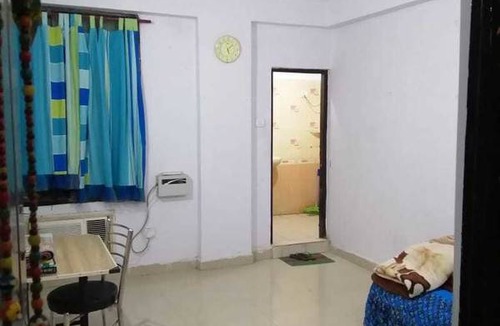 Hazratganj Resort | Private room ∙ 2 guests