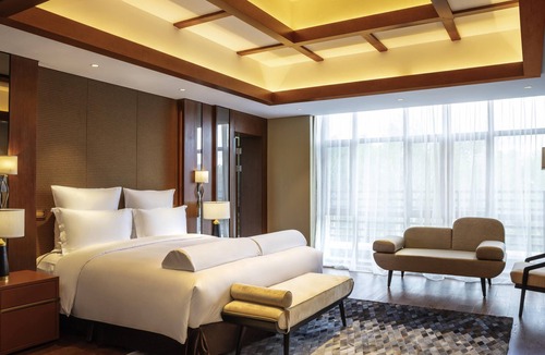 Songjianghe Hotel | Pullman Changbaishan Resort