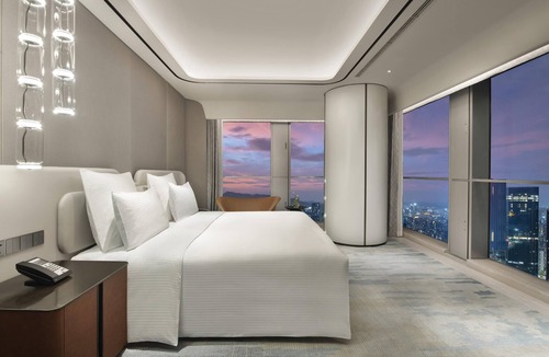 Longhua District Hotel | Pullman Shenzhen North