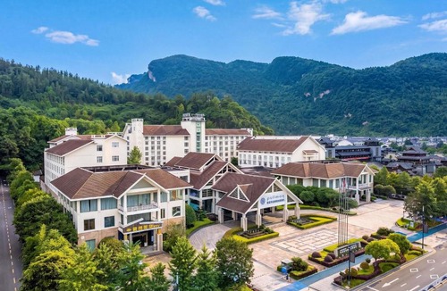Wulingyuan Hotel | Pullman Zhangjiajie Hotel