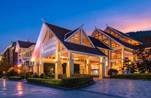 Wulingyuan Hotel | Pullman Zhangjiajie Hotel