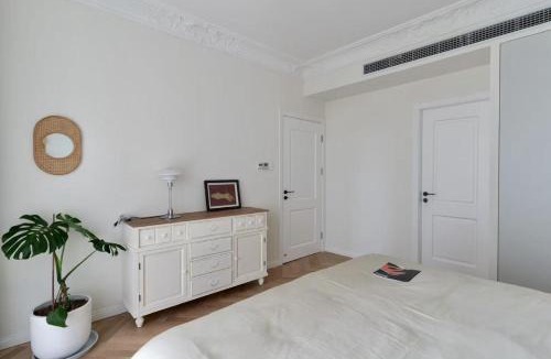 Huangpu Apartment | Pulse Manor - near the Bund