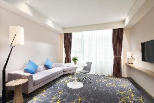 Pudong Hotel | Q-Box Hotel Shanghai Sanjiagang