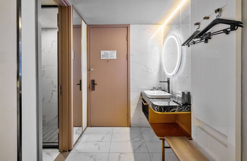 Xuhui Hotel | Qinfengyuan Hotel (Shanghai Xuhui District Zhongshan Hospital Jiashan Road Subway Station Branch)