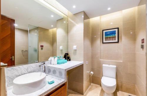 Huangdao Hotel | Qingdao Impression Hotel Golden Beach Beer City Branch