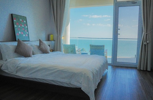 Laoshan Bed & Breakfast | Qingdao Momer Cliff Ocean View Villas