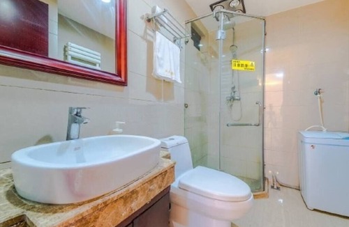 Huangdao Apartment | Qingdao Ryan Apartment with Sea View