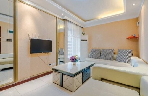 Huangdao Apartment | Qingdao Ryan Apartment with Sea View
