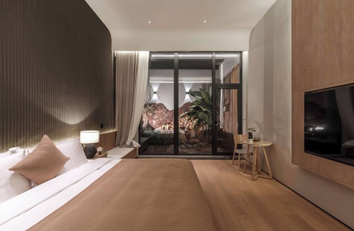 Laoshan Hotel | qingdaowushe yujian haijing jiudian
