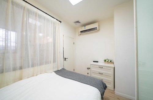 Changning Apartment | QingJiang