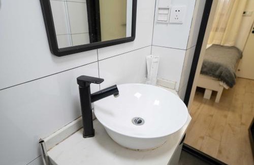 Changning Apartment | QingJiang