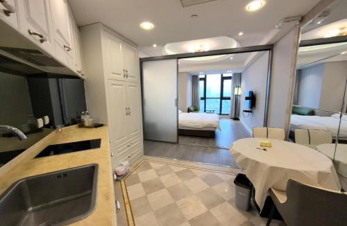 Lujiazui Hotel | Qingsu-Ease Stay