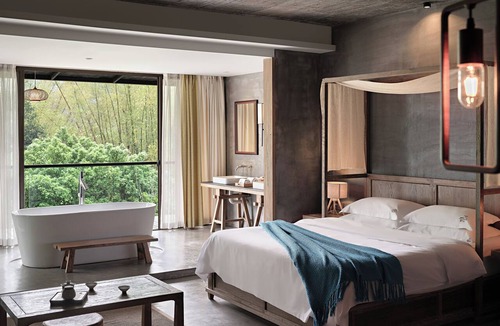 Ten Mile Gallery Hotel | Qixin Jiuyin Inn Yangshuo