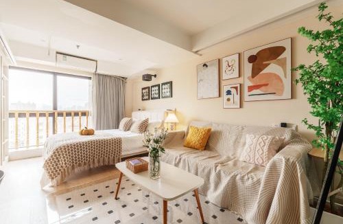 Pudong Apartment | Qiya Luxury Apartment Lujiazui Beiyangjing Subway Station Branch
