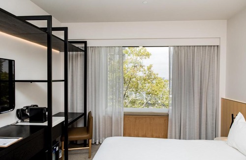 Perth Central Business District Hotel | Quay Perth