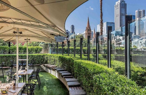 Southbank Hotel | Quay West Suites Melbourne