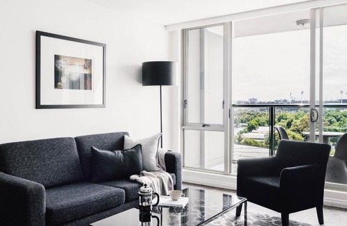 Southbank Hotel | Quay West Suites Melbourne