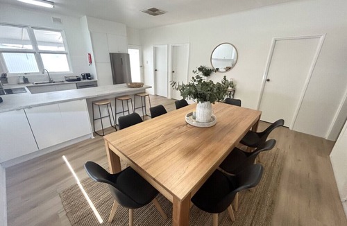 Moonta Bay House | Queens Corner - Coastal Getaway in Moonta Bay