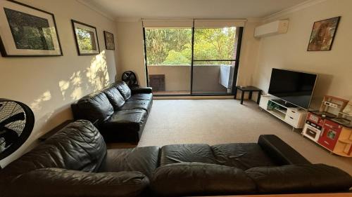 Erskineville Apartment | Quiet and convenient