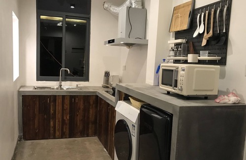 Cangshan Apartment | Quite Street|19th Centural Buildings|Independent Yard with 2 bedrooms