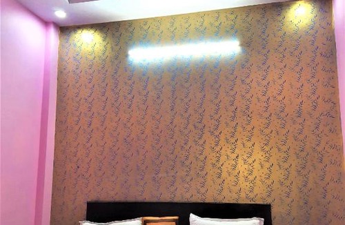 Ghaziabad Hotel | Quizz Hotel @ 01 Min Walk in from Ghaziabad Railway Station