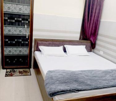 Vrindavan House | Radha Krishna Guest House