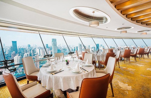 Downtown Shanghai Hotel | Radisson Blu Hotel Shanghai New World