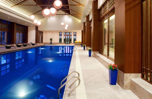 Xinwu District Hotel | Radisson Blu Resort Wetland Park