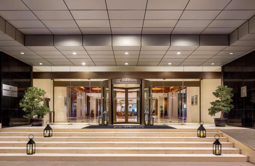 Downtown Shanghai Hotel | Radisson Collection Hyland Shanghai